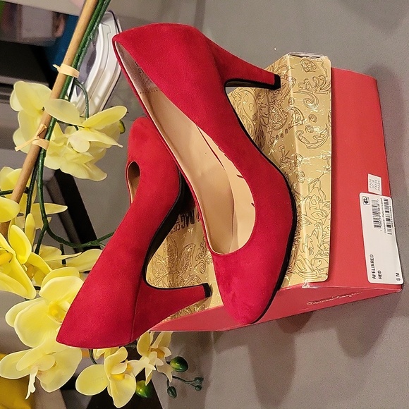 American Rag Shoes - Suede low comfortable chunky heel w/ round toe